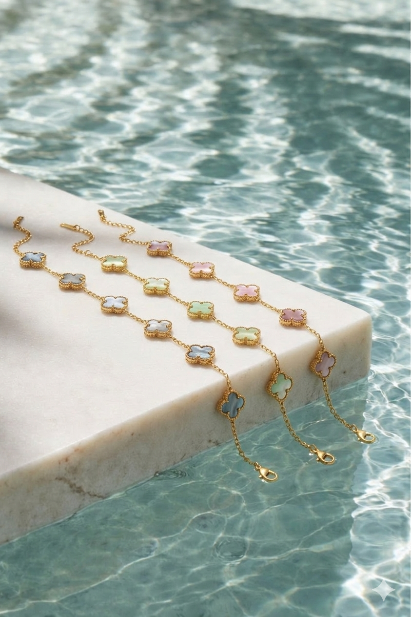 BRACELET